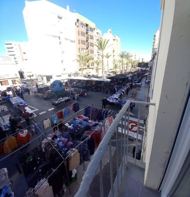 Cerca Del Puerto Y Del Paseo Grao de Castellon