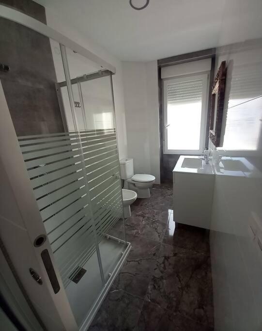 Cerca Del Puerto Y Del Paseo Apartment *