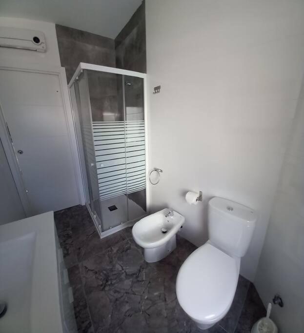 Cerca Del Puerto Y Del Paseo Apartament